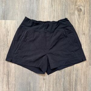 Athleta Trekkie North Short